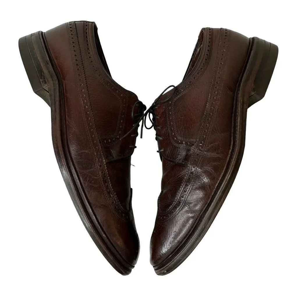 Vintage Men's Brown Leather Wing Tip Shoes Made In USA Circa 1970s Size 11
